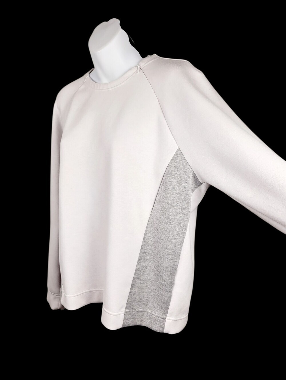 2/$20 Joe Fresh White & Grey Sweatshirt Top Size: Large
